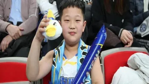 曼联阵容深层次隐忧：主副力量差距显著，库尼亚需提升进攻效能